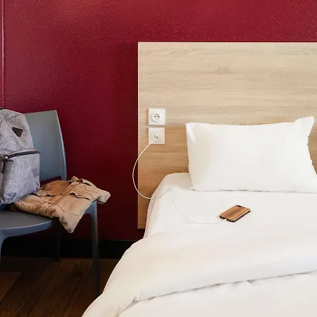 Hotel Hotelf1 Ferrand Est